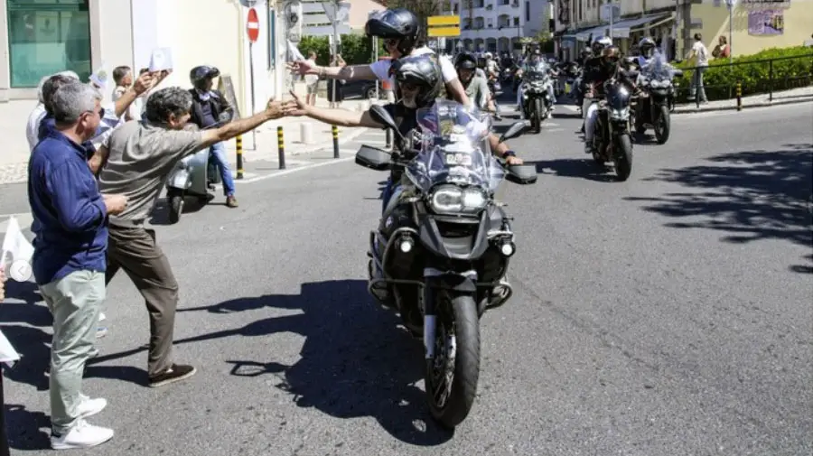 Portugal: 19. uskrsna motociklistička procesija u Sintri