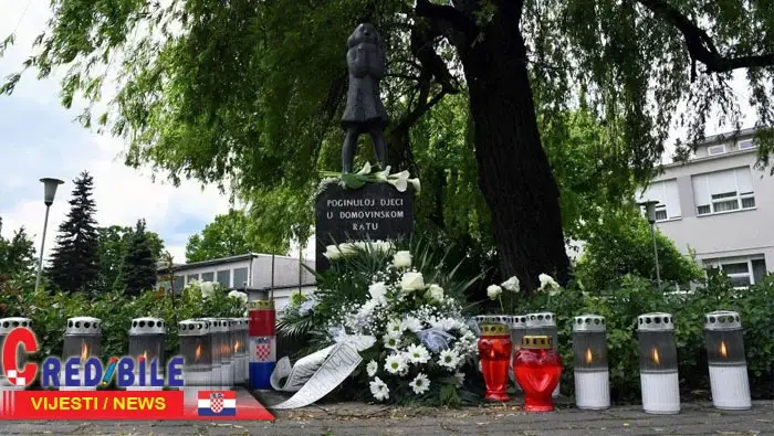 Spomenik poginuloj djeci u Slavonskom Brodu